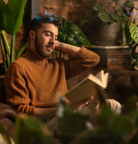 অতীতসূত্রকে আঁকড়ে ধরা